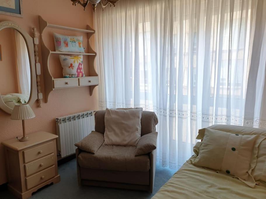 Appartement Con Garaje. Luminoso Y Confortable *